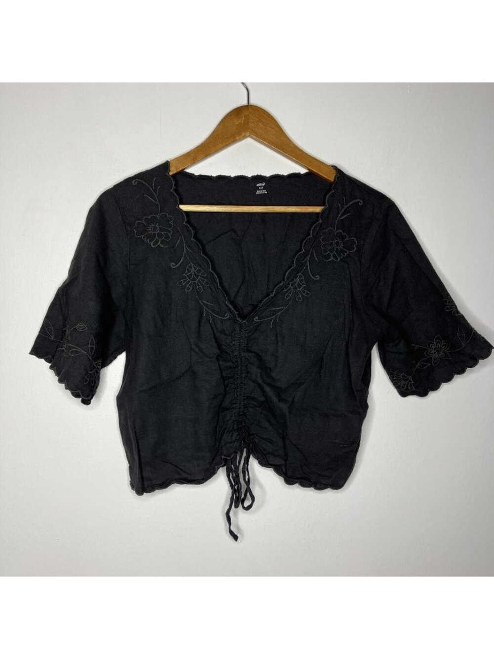 Aerie Black Linen Blend Embroidered Scalloped V-Neck Crop Top Drawstring Small